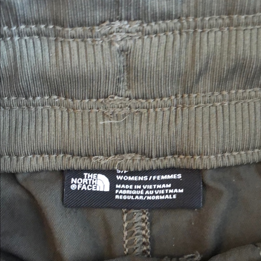 The North Face Green Track Pants with Elastic Waistband and Cuffs - Picture 2 of 3